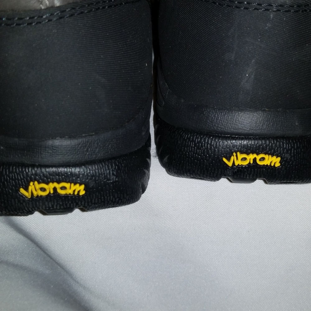 Waterproof - image 4